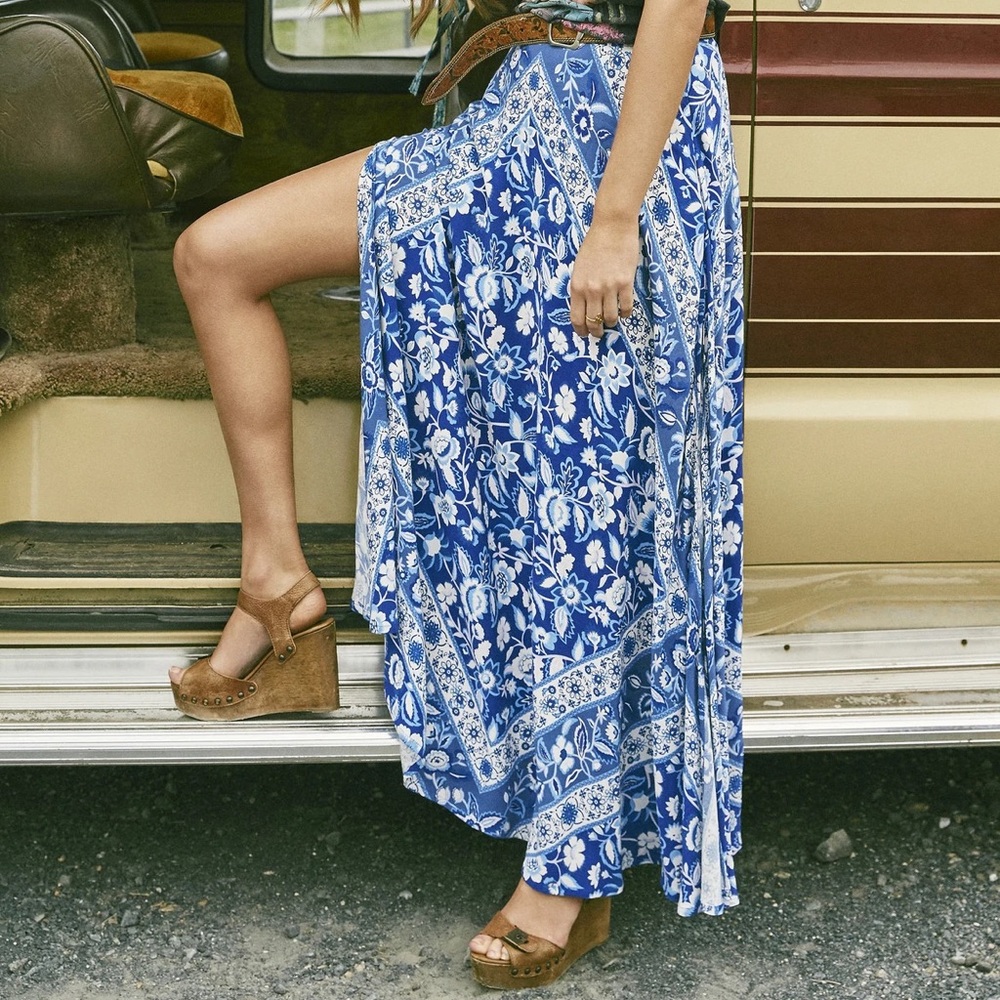 🦋 UFT/Sale Spell Lolita split skirt NWT🦋
